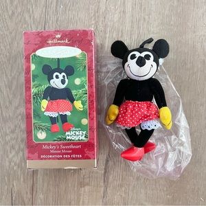 Hallmark Mickeys Sweetheart Fabric Minnie Mouse Christmas Ornament 2001 - NIB‎